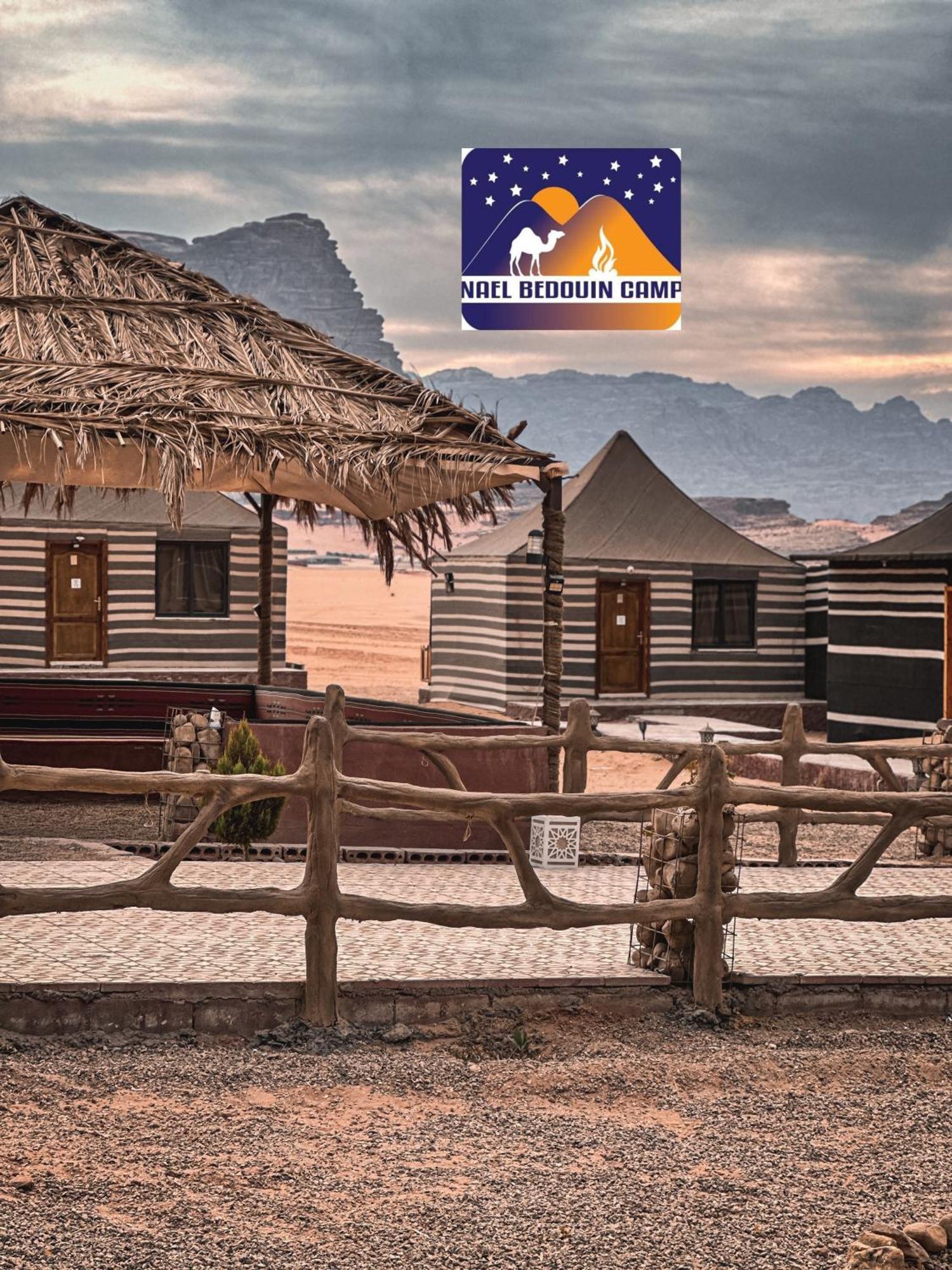 Nael Bedouin Luxury Camp วาดิรัม ภายนอก รูปภาพ