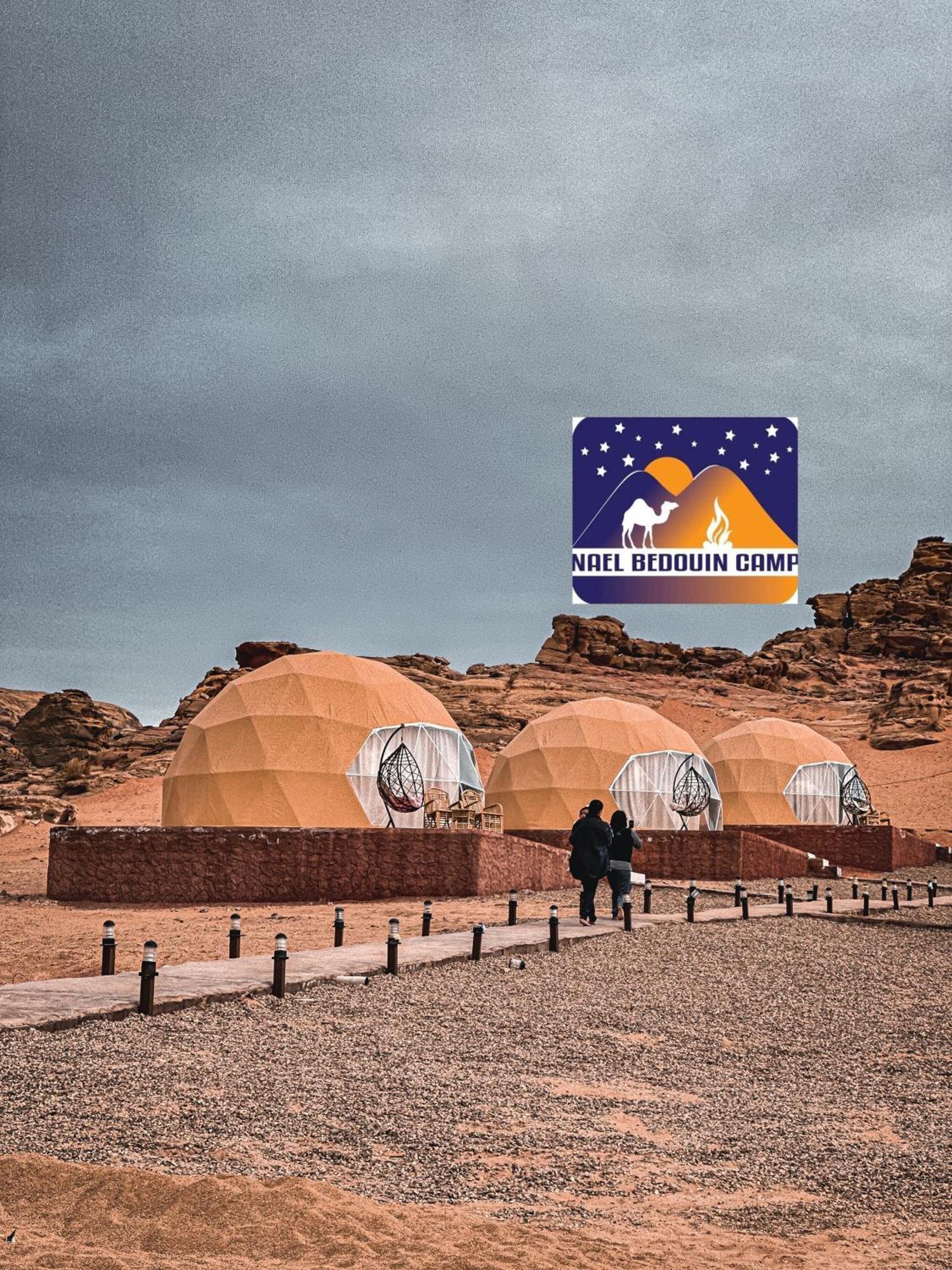 Nael Bedouin Luxury Camp วาดิรัม ภายนอก รูปภาพ