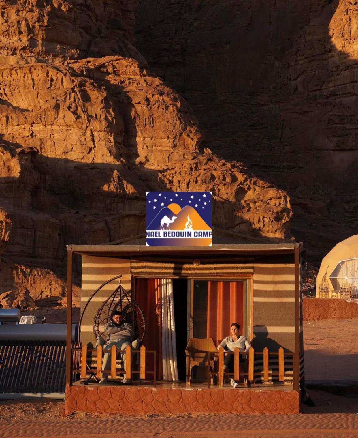 Nael Bedouin Luxury Camp วาดิรัม ภายนอก รูปภาพ
